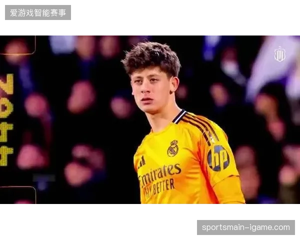 居莱尔在皇马中场展现组织才华,精准传球激活球队多点进攻战术 居莱尔在皇马中场展现组织才华,精准传球激活球队多点进攻战术